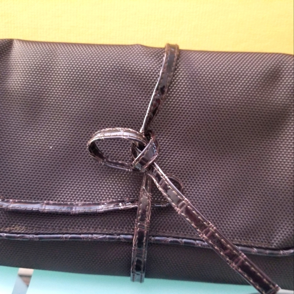 3 piece travel set. Brush case and cosmetic bag.